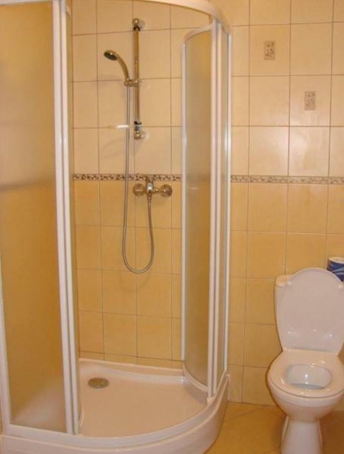 Hotel Iskra Rzeszów Kültér fotó